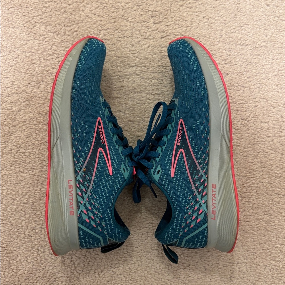 Brooks Levitate 5 Sneakers - Picture 6 of 8